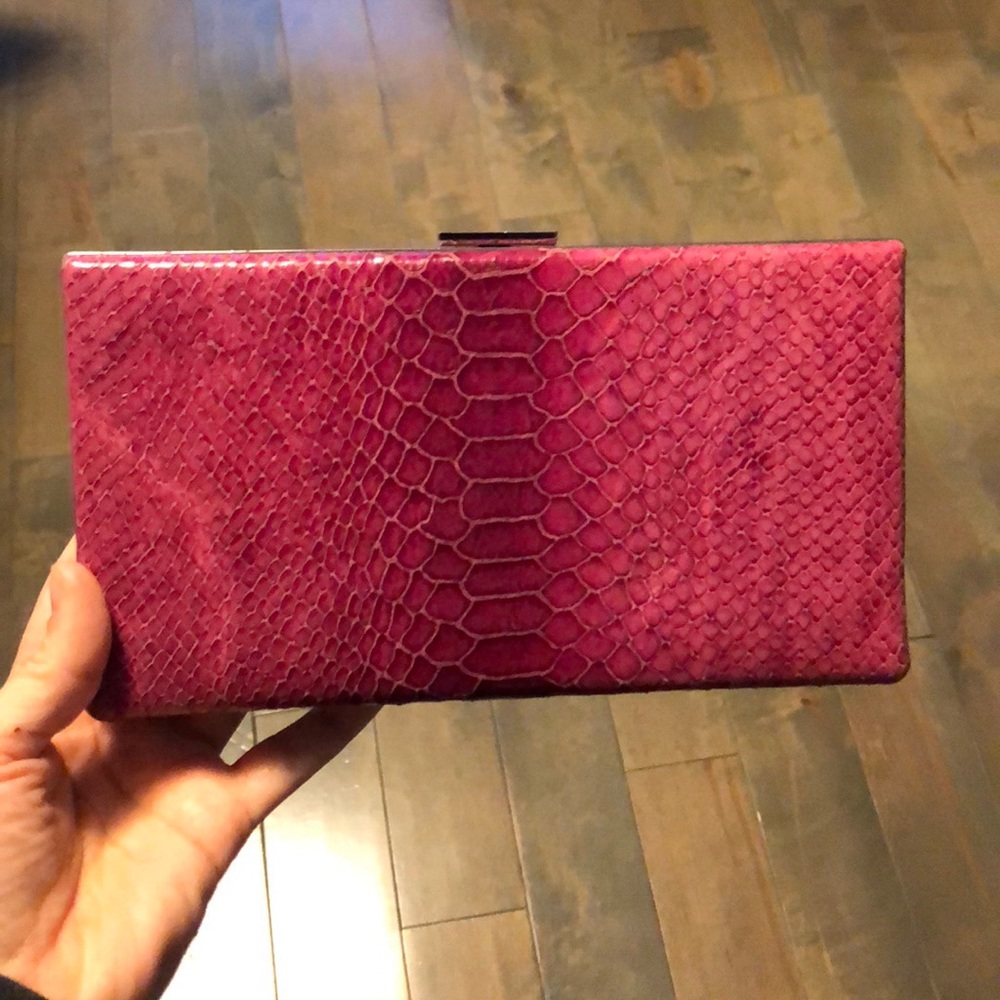 Banana Republic hot pink snakeskin print clutch